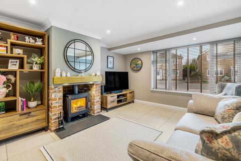 4 bedroom detached house for sale, Sherwood Drive, Spalding