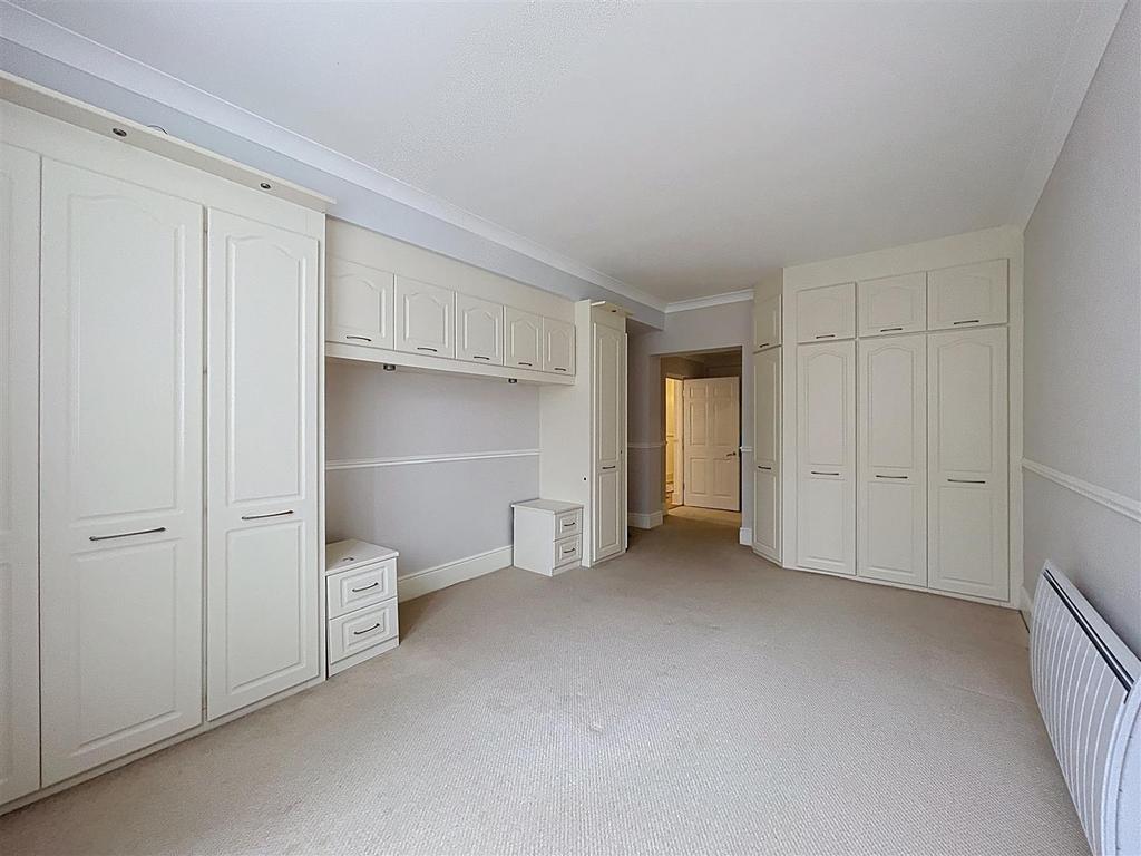 Apartment-1-the-hayes 00003.jpg