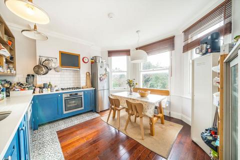 3 bedroom flat for sale, Alexandra Park Road, London N22