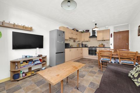 undefined, Kingsland Road, Shoreditch, E2