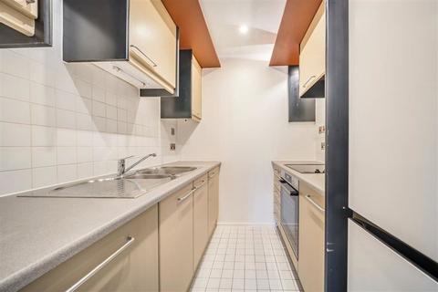 Studio for sale, Cromwell Road, London SW7