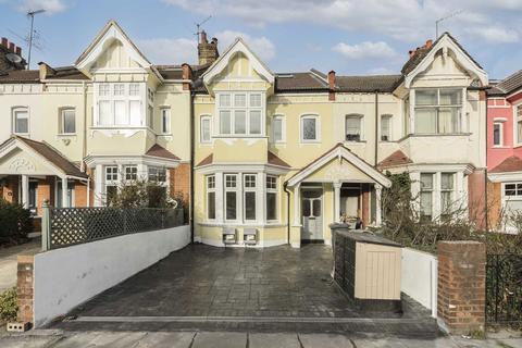 2 bedroom flat to rent, Grantham Road, London W4