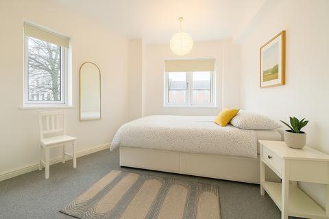 3 bedroom flat for sale, Barons Court Road, Barons Court, London, W14