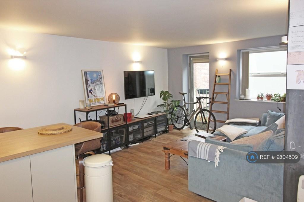 Living/Kitchen/Dining