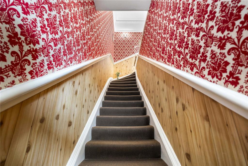 17/2 Stanely Road 5