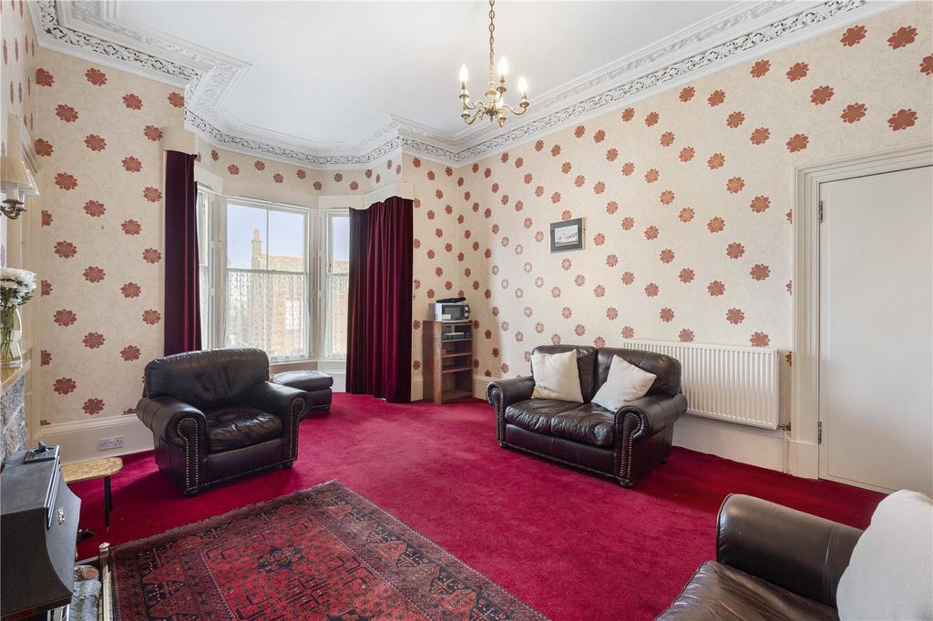 17/2 Stanely Road 8