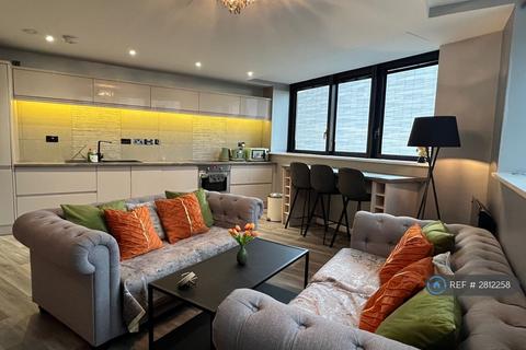 undefined, Mann Island, Liverpool, L3