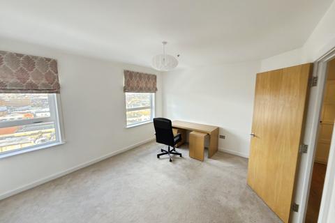 2 bedroom property to rent, Broadway, PETERBOROUGH, PE1