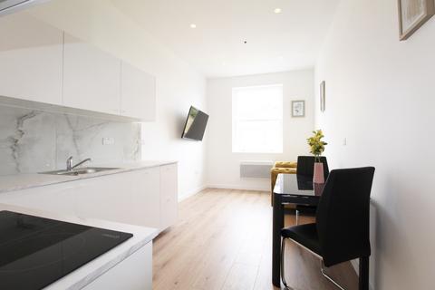 1 bedroom flat to rent, Flat 4 91A, Whitechapel High Street, London, E1 7RA, UK