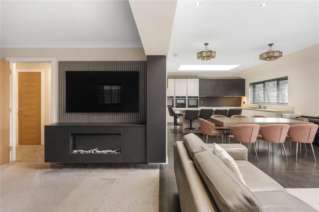 Hillpark Avenue 13
