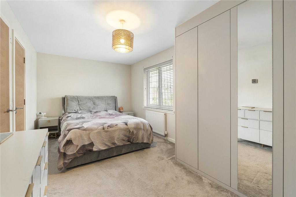 Hillpark Avenue 25