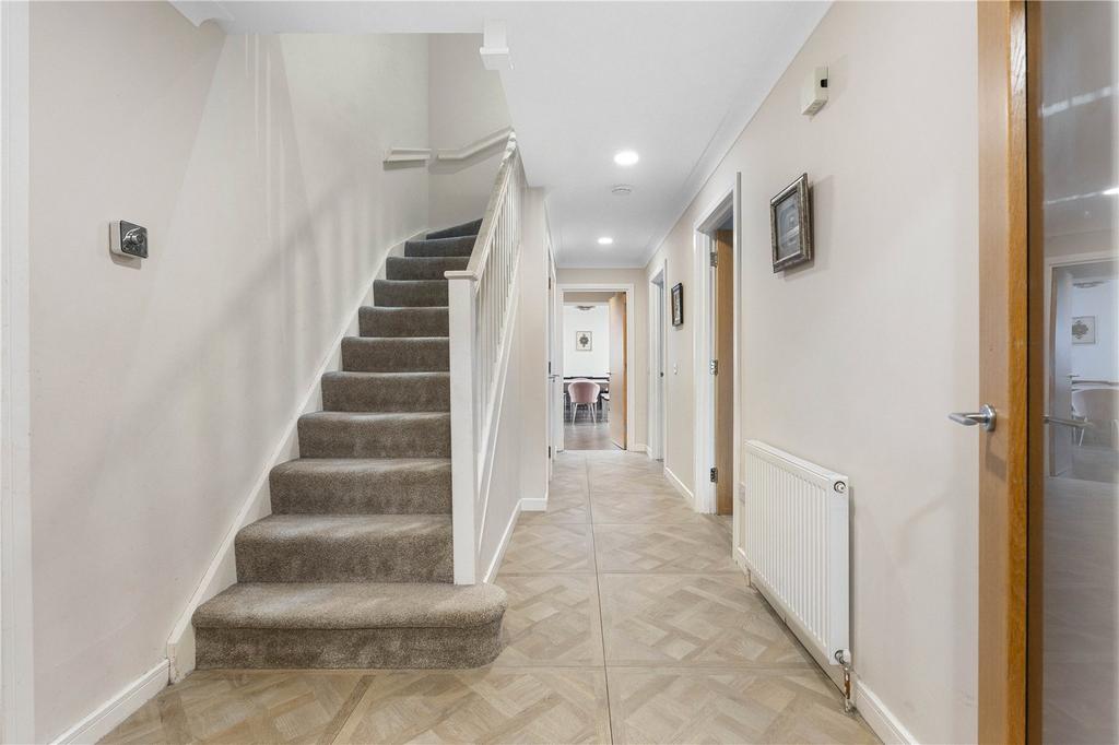 Hillpark Avenue 4