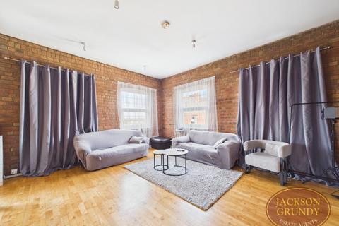 2 bedroom flat for sale, Bailiff Street, The Mounts, NN1 3EA