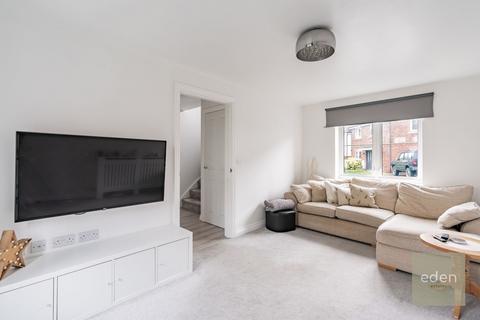 3 bedroom semi-detached house for sale, Fieldfare Drive, Maidstone, ME15