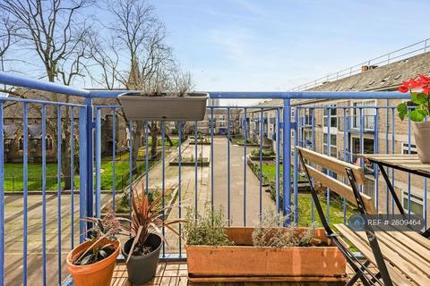 undefined, Thorburn Square, London, SE1
