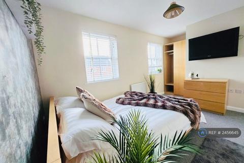 1 bedroom in a house share to rent, Dragoon Road, Colchester, CO2