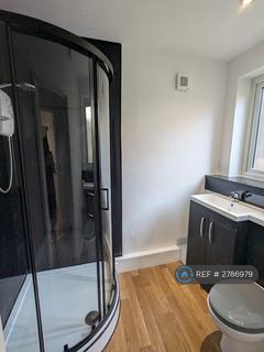 Studio to rent, Castle St, Nottingham, NG2
