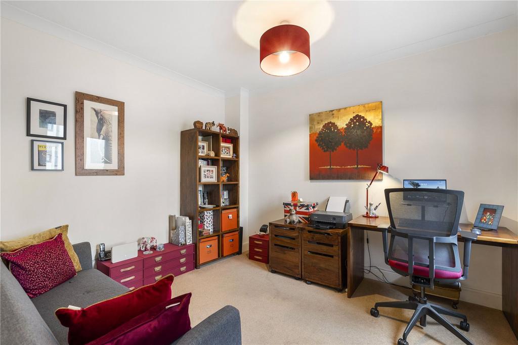 6 Burnbrae Avenue 14