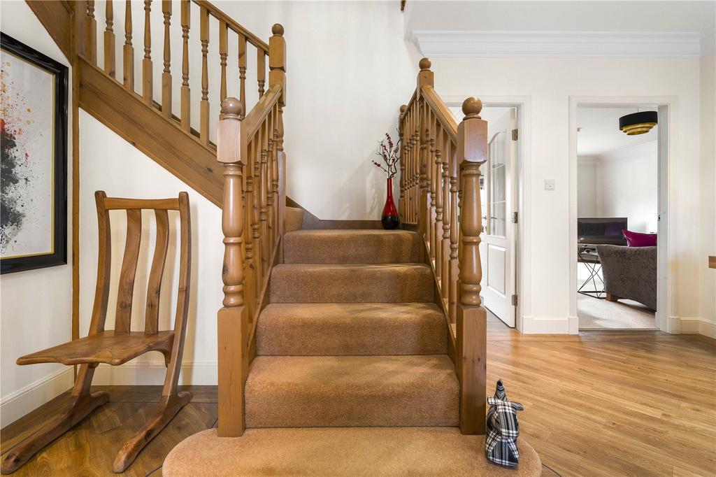 6 Burnbrae Avenue 18