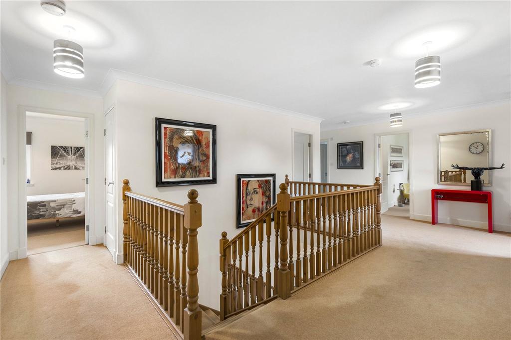 6 Burnbrae Avenue 19