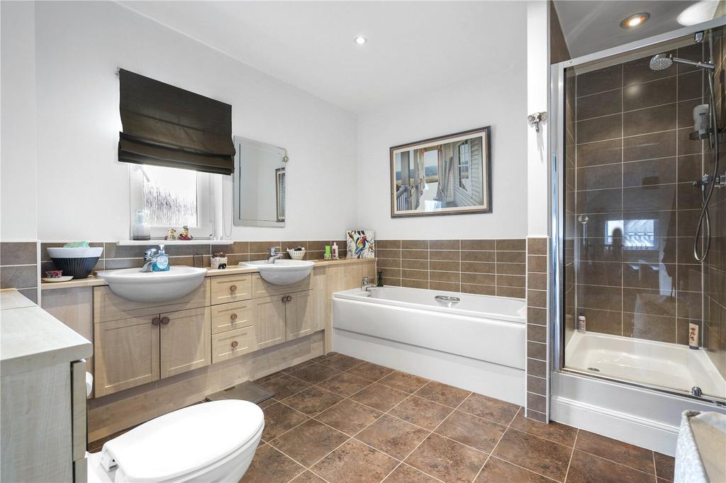 6 Burnbrae Avenue 23