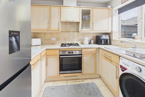 3 bedroom terraced house for sale, Balmoral Close, Tamworth, B79