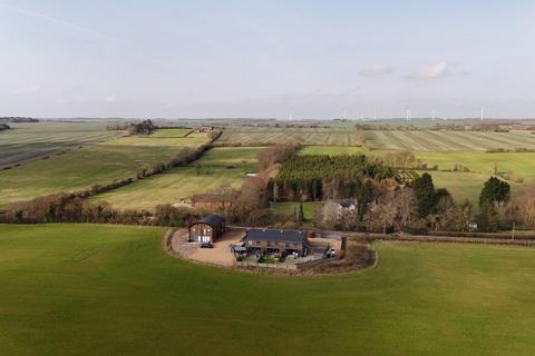 4 bedroom barn conversion for sale, High Street, Huntingdon PE28