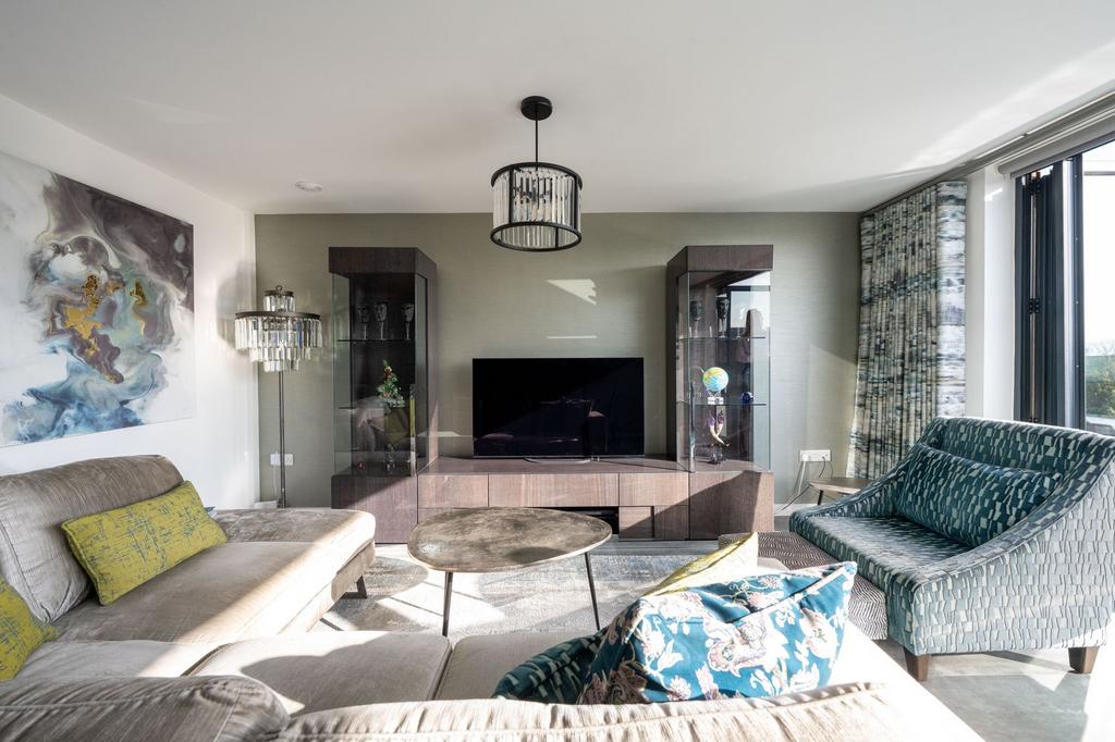 Reception / Dining Room