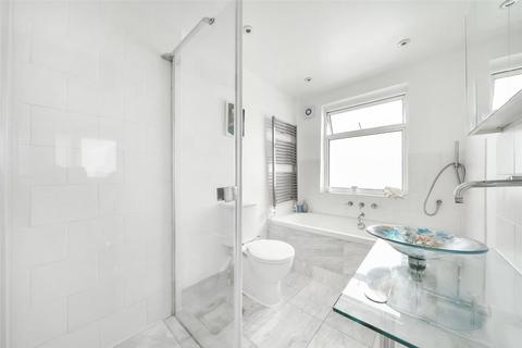 undefined, Grants Close, Mill Hill, London NW7