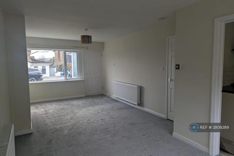undefined, Heol Fammau, Mynydd Isa, Mold, CH7