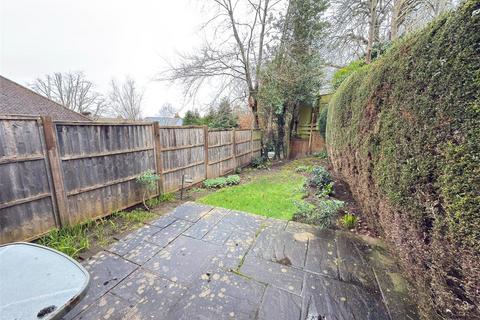 undefined, St Peters Gardens, Farnham GU10