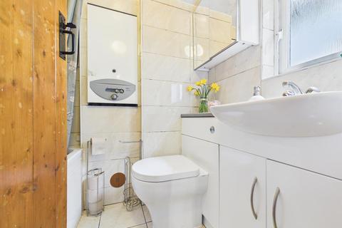 2 bedroom terraced house for sale, Albert Street, Aylesbury HP20