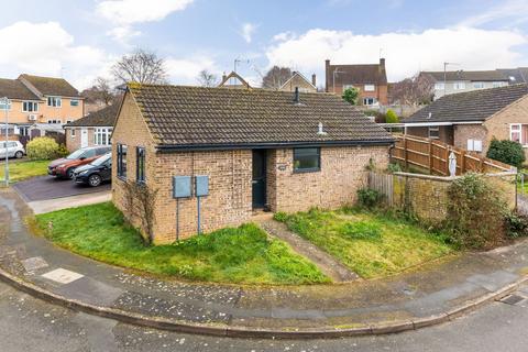 undefined, Arundel Close, Kings Sutton
