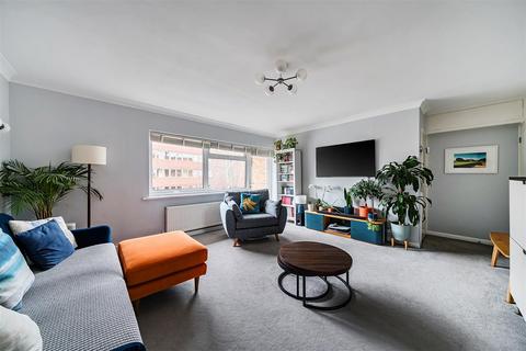 2 bedroom apartment for sale, Church Hill Road, Surbiton
