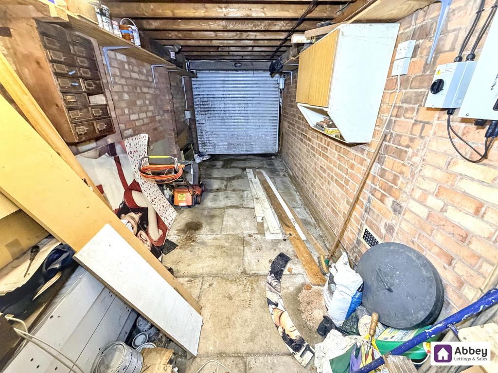 Integral Garage