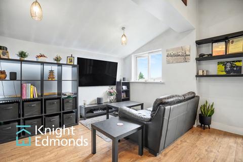 2 bedroom flat for sale, Knightrider Street, Bluecoats Yard Knightrider Street, ME15