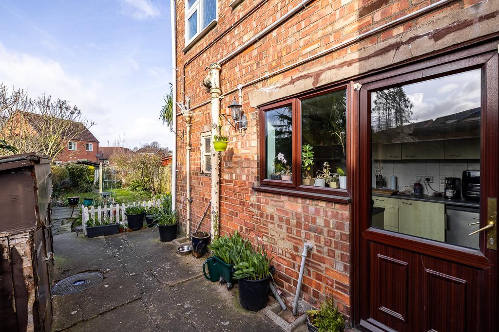 8 Park Road (Spalding)-5.jpg