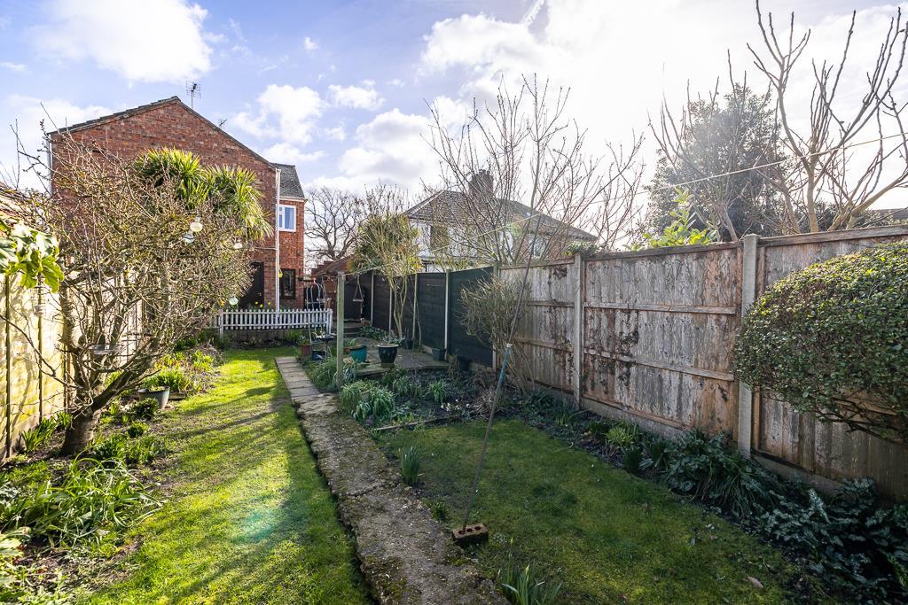 8 Park Road (Spalding)-9.jpg