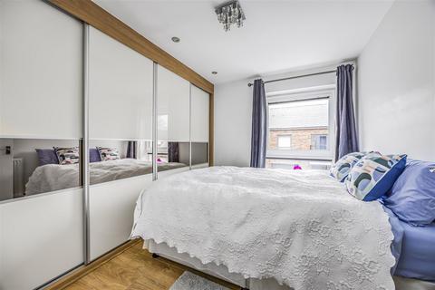 2 bedroom house for sale, Dexter Drive, Waterlooville PO7