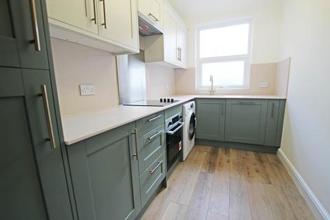 2 bedroom flat for sale, Wilmington Square, Eastbourne, BN21 4DX