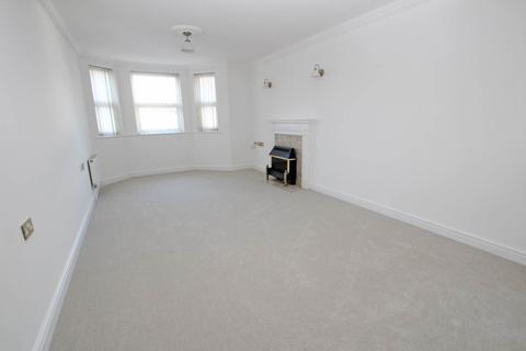 2 bedroom flat for sale, Wilmington Square, Eastbourne, BN21 4DX