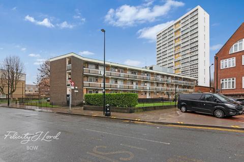 1 bedroom flat for sale, Devons Road, London