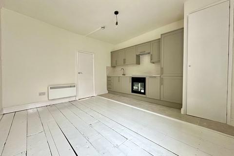 2 bedroom flat to rent, Market Place, Margate, Kent, CT9