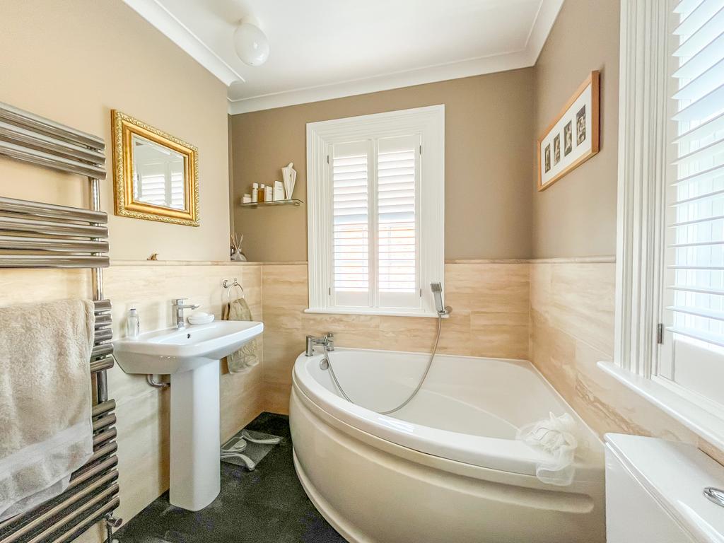 Family bathroom