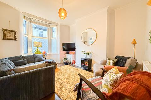 undefined, Wainwright Grove, Liverpool, L19