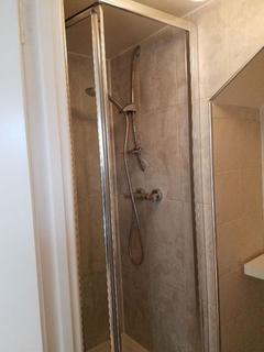 Studio to rent, Cranbrook Park, Wood Green
