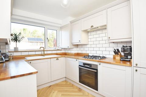 3 bedroom house for sale, Tennyson Avenue, Harrogate, HG1