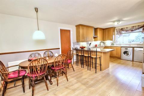 3 bedroom detached bungalow for sale, Wishaw Road, Wishaw
