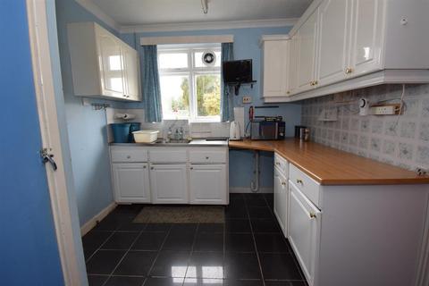 3 bedroom semi-detached house for sale, Woodlands Road, Cleadon