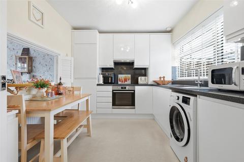 3 bedroom semi-detached house for sale, Alexandra Road, Great Wakering, Essex, SS3